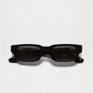 Chic Black Rectangular Sunglasses